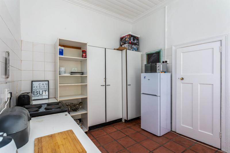 To Let 1 Bedroom Property for Rent in Observatory Western Cape